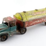 Tin truck